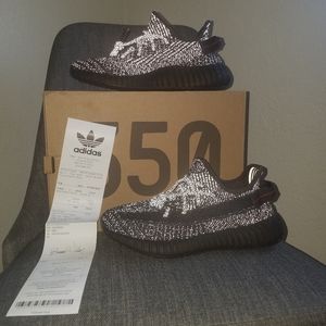 Yeezy 350 v2 black reflective